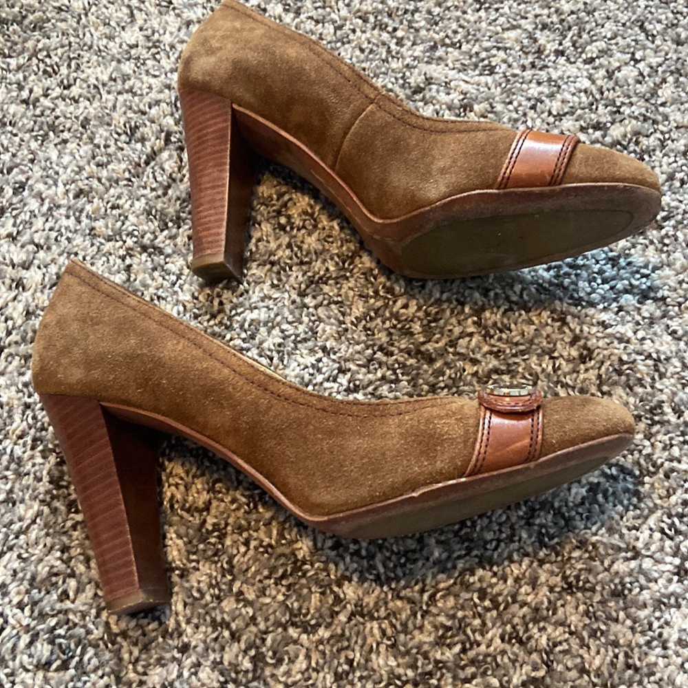 Michael Kors Suede Pumps - Picture 3 of 5